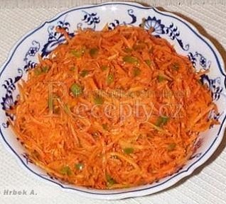 Indický mrkvový salát