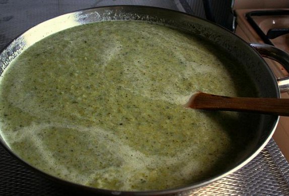 Brokolicovo-cuketová krémová polévka photo-0