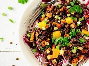 Čočkový salát se zeleninou