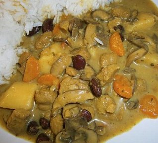 Veganský thajský sójový guláš