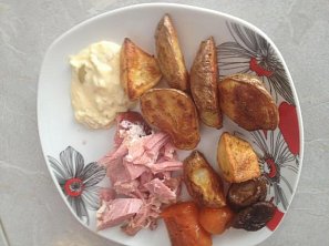 Brambory na plechu s bylinkami