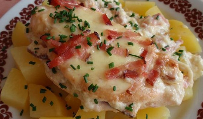 Kuřecí řízky (nejen) se slaninou - zapečené