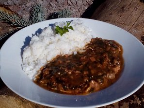 Vepřové na slanině s medvědím česnekem