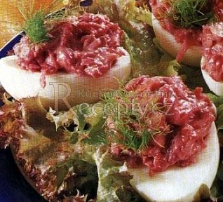 Vejce plněná salátem