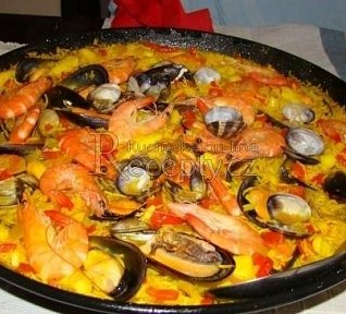 Paella s mořskými plody