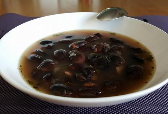 Jarní polévka s fazolemi