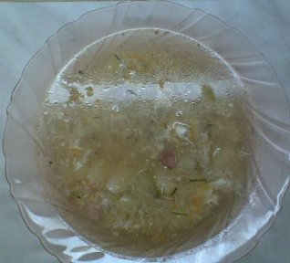 Česnečka z uzených žeber