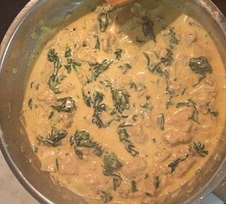 Kuřecí se smetanou a špenátem