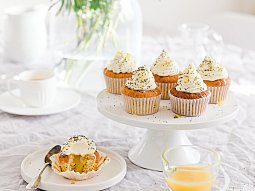 Makové cupcakes s citronovým krémem a tvarohem