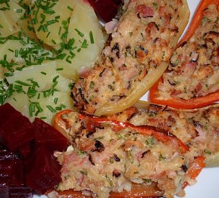 Paprikové lodičky s nádivkou