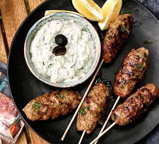 Grilované masové válečky