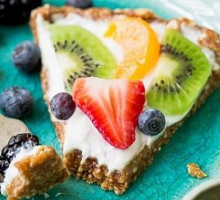 Fitness jogurtový koláč nepečený