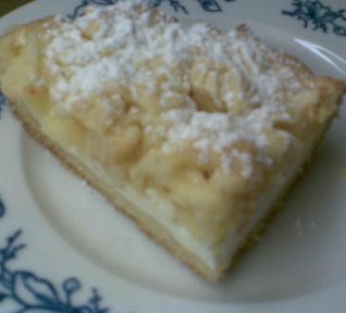 Jablkový tvarohový koláč