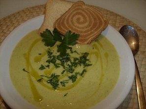 Báječná cuketová polévka Báječná cuketová polévka