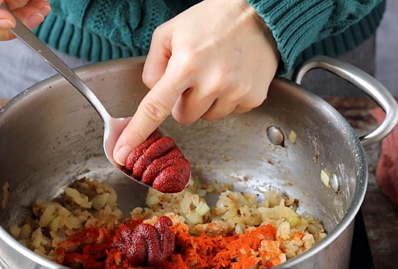 Klasická gulášová polévka