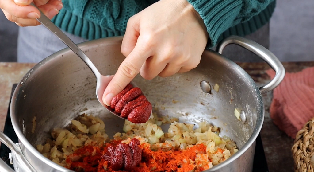 Klasická gulášová polévka