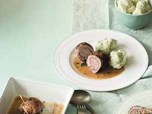 Ptáčky z telecího s krupicovými noky