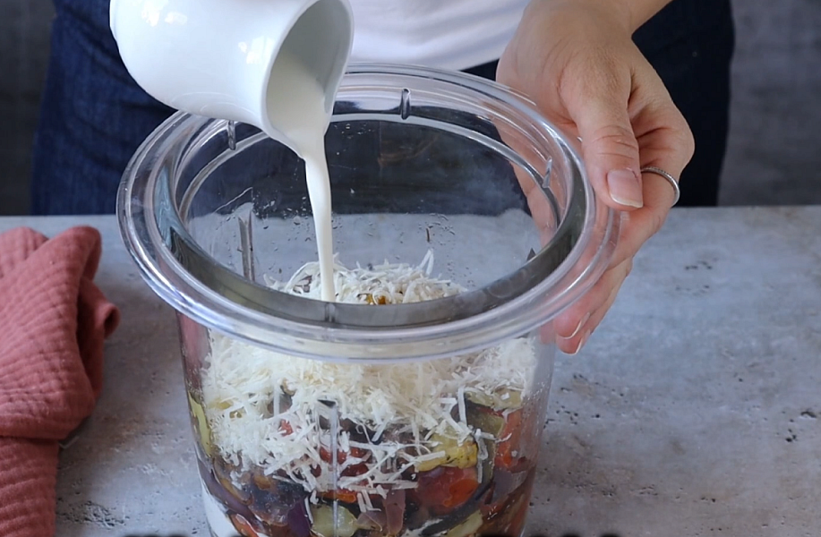 Těstoviny s omáčkou z pečené zeleniny