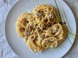 Špagety Carbonara Špagety Carbonara