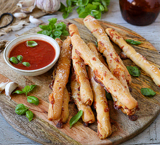 Pizza tyčinky s mozzarellou