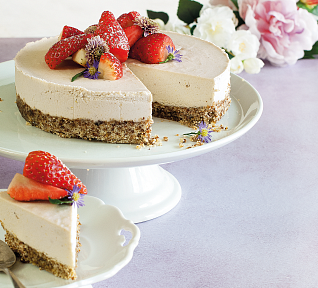 Citronový raw koláč s jahodami