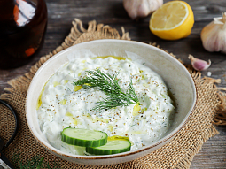 Originální řecké tzatziki