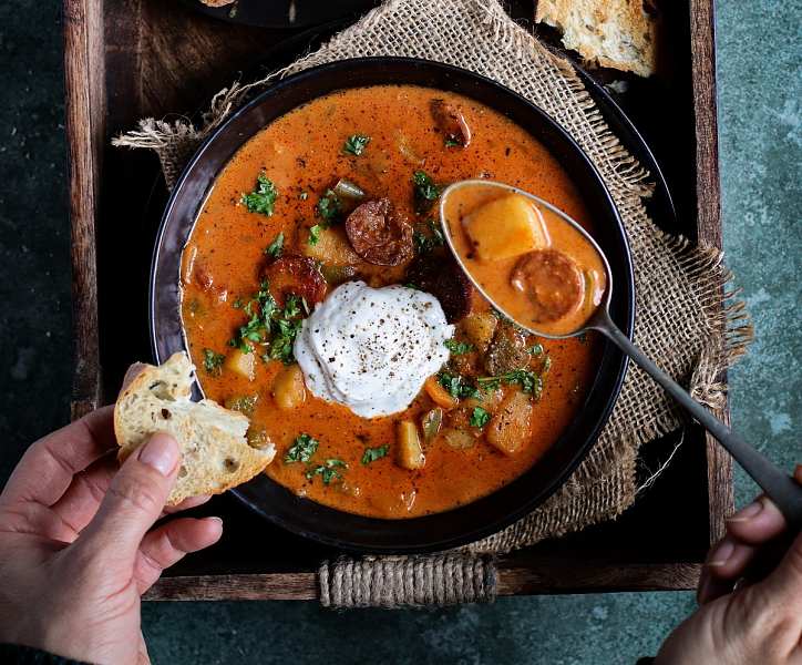 Španělská bramborová polévka