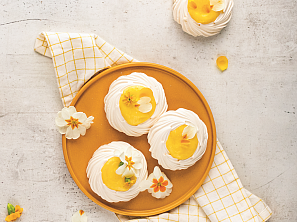 Pavlova s citronovým krémem