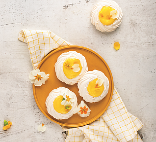 Pavlova s citronovým krémem