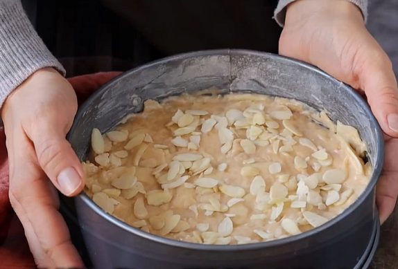 Nejjednodušší jablečný koláč