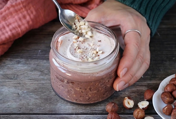 Ovesná kaše přes noc s příchutí Ferrero Rocher