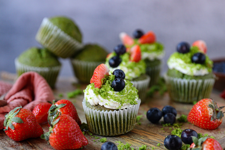 Mechové muffiny s ovocem